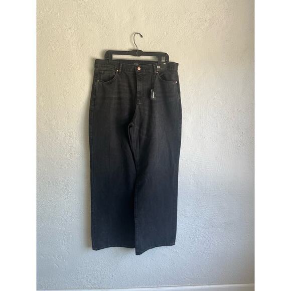 Express Woman Black High Waisted Washed Black Wide Leg Jeans, Size 14R - Picture 4 of 10